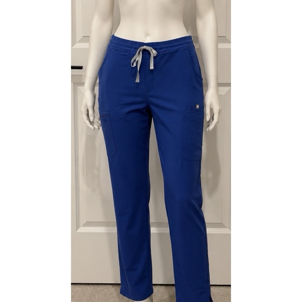 FIGS Women's Scrub Cargo Pants Size Medium Color Winning Blue Drawstring Waist